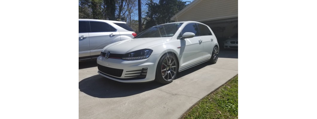 2017 VW Golf GTi 2017 VW Golf GTi
