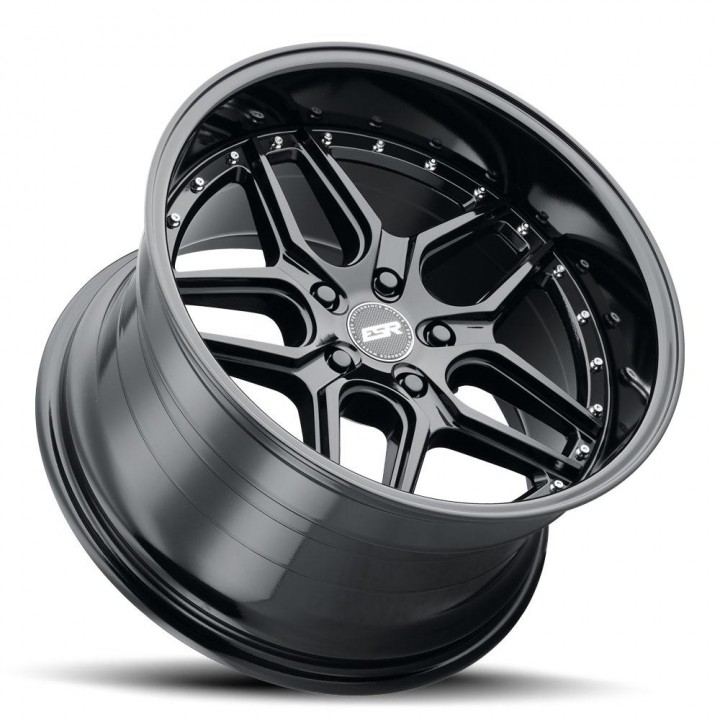 ESR CS15 Gloss Black 18x9.5 5x105 +35