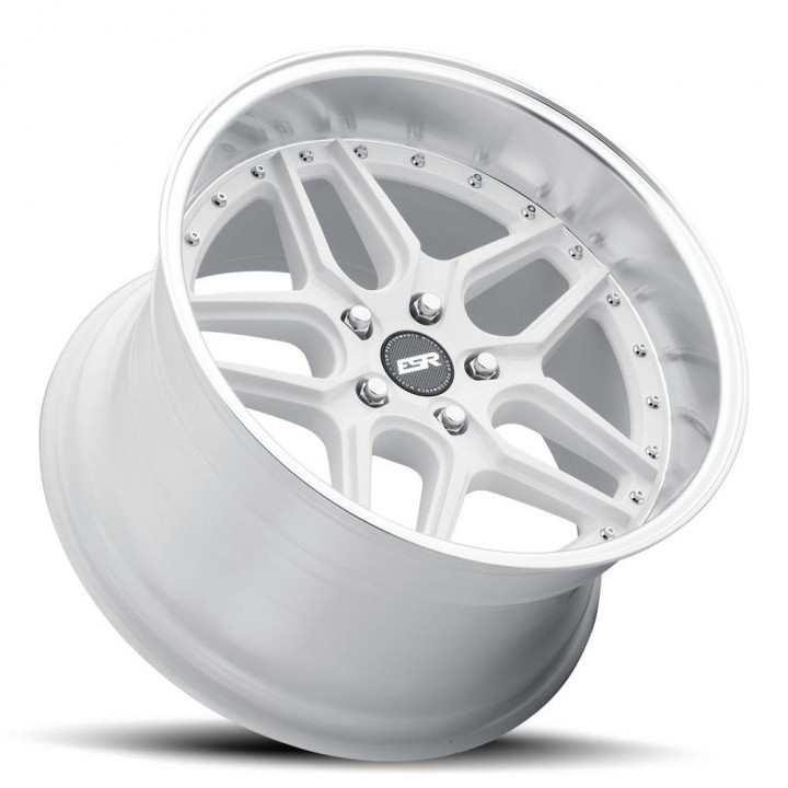 ESR CS15 Gloss White 18x10.5 5x105 +22