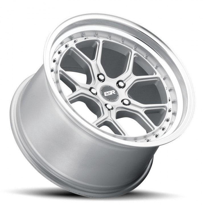 ESR CS2 Hyper Silver 18x9.5 5x105 +35