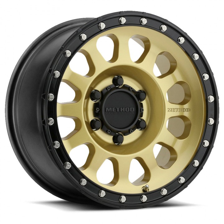 Method MR315 Gold w/Black Street Loc 18x9 6x135 +18