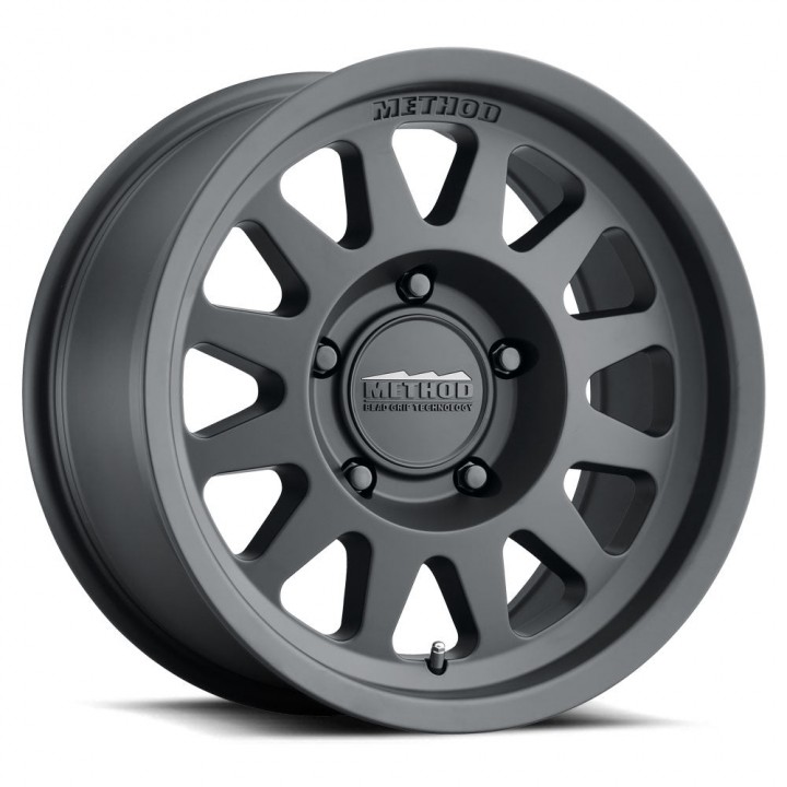 Method MR704 Matte Black 15x7 5x100 +15