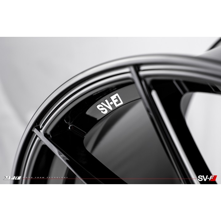 Savini SV-F4 Gloss Black Milled 21x10.5