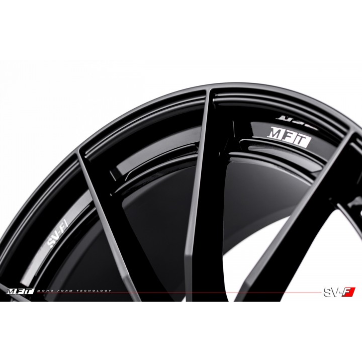 Savini SV-F1 Gloss Black 22x10