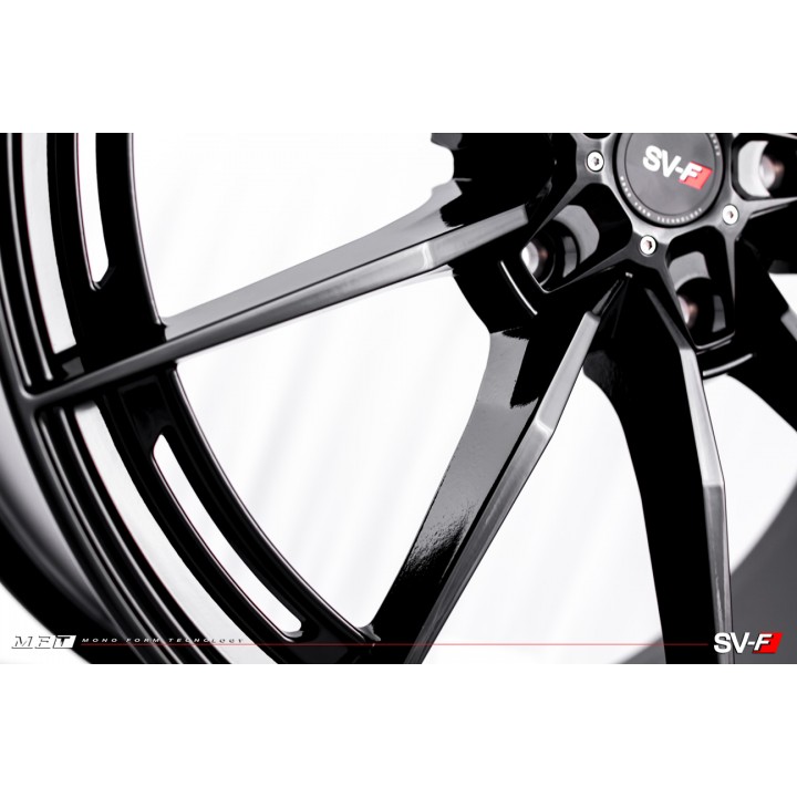 Savini SV-F1 Gloss Black 19x11